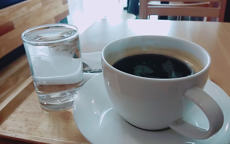 POMME Hearty Bakery & Cafe