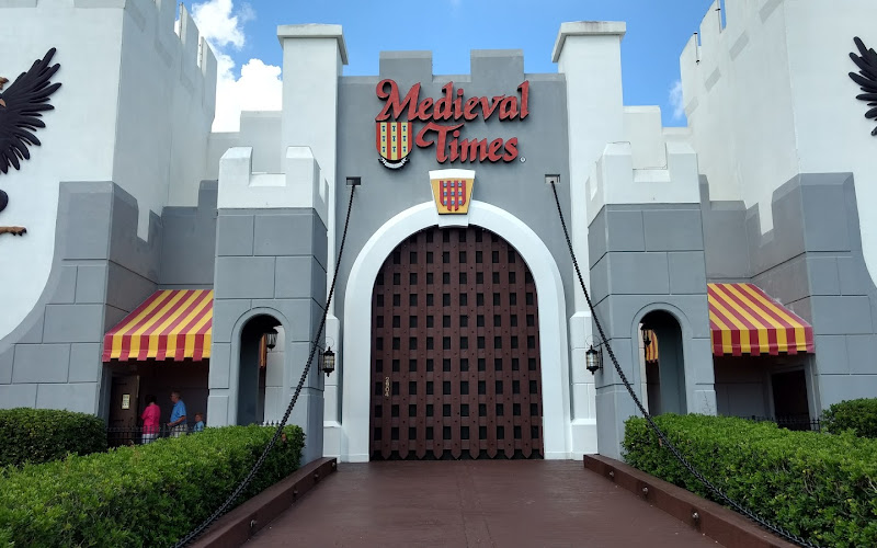 Medieval Times Dinner & Tournament