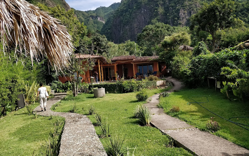 Kayak Guatemala Los Elementos Adventure Center