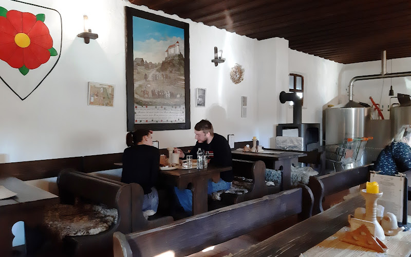 Památník, pivovar, hradní restaurace a muzeum Vítek z Prčice