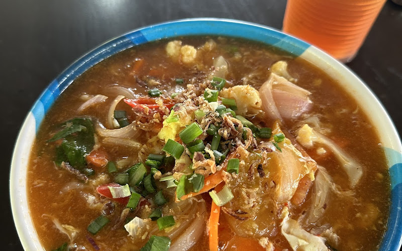 Kedai Pak Ya Hujung Dunia