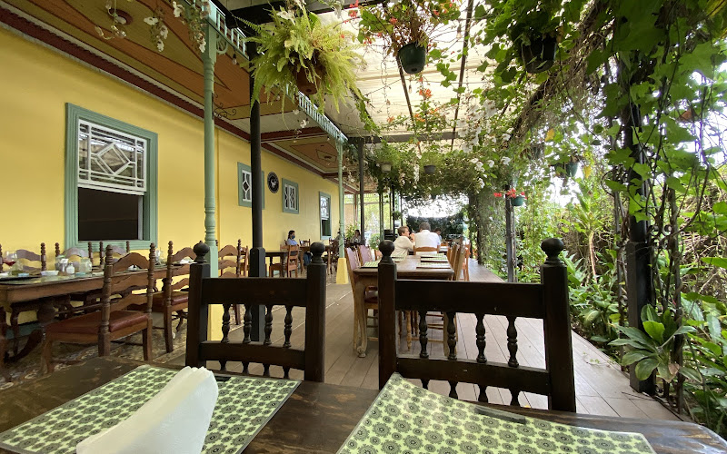 Casa Antigua Restaurant