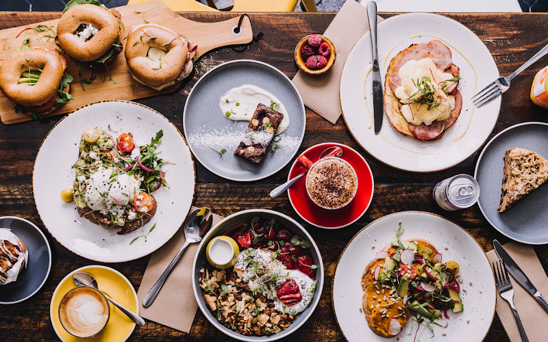 That Yellow Door Cafe & Bar