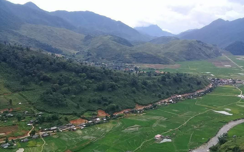 "Nhà Thờ Tổ" Mường Chiến.
