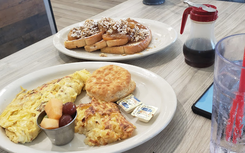 The Toasted Yolk Cafe