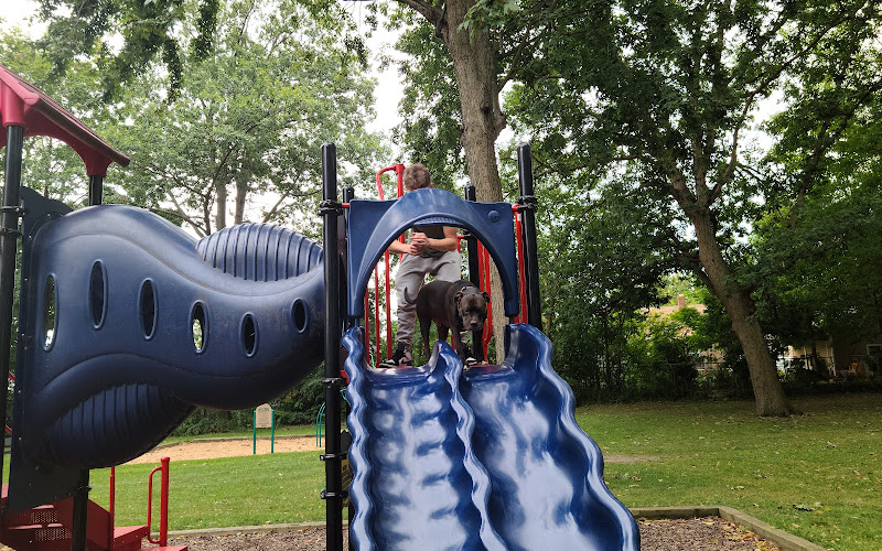 Featherston Park