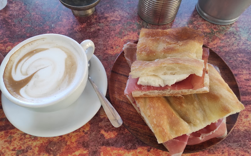 Spaccio Vineria Alimentari