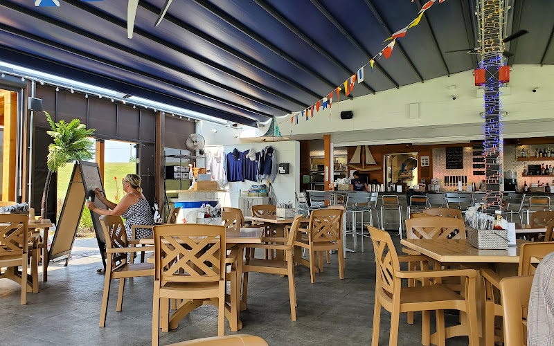 Bravo Zulu Lakeside Bar