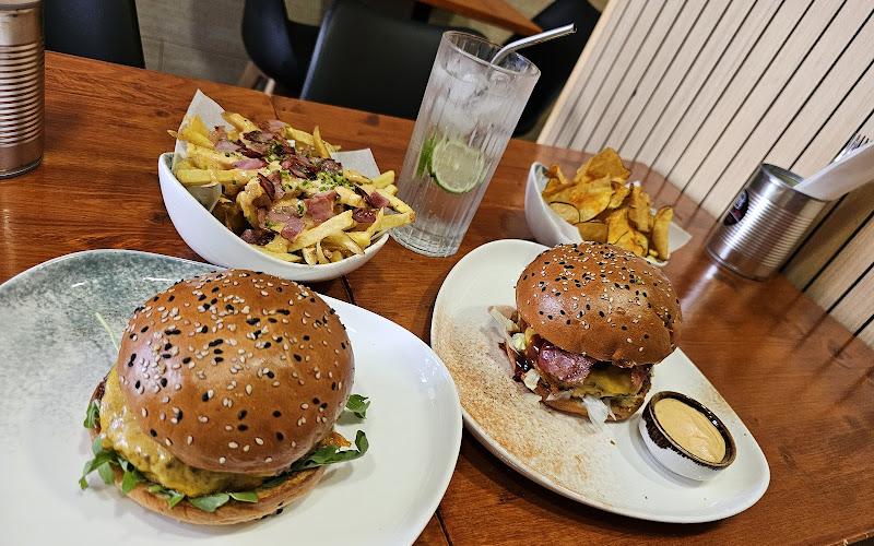 American Bites Burger