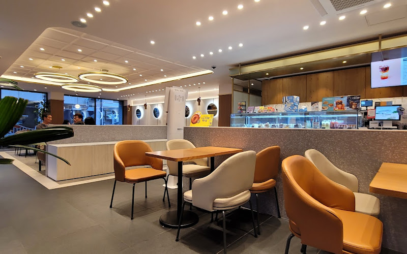 투썸플레이스 거제옥포로점