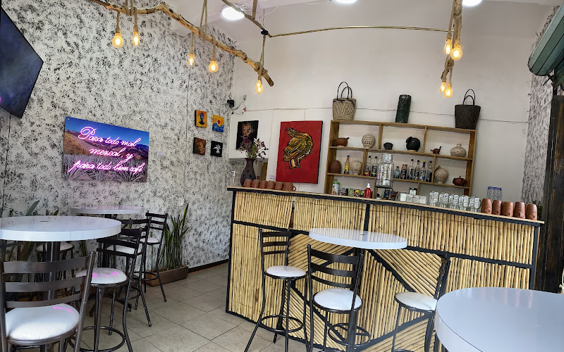 Café-Mezcaleria Morfos