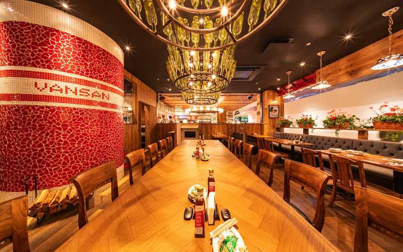 Italian Kitchen VANSAN AEON Shin Urayasu
