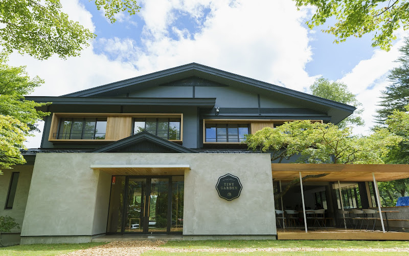 TINY GARDEN 蓼科 URBAN RESEARCH DOORS