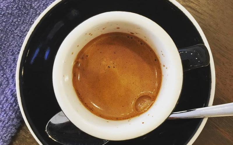 퍼넬 스페셜티커피하우스