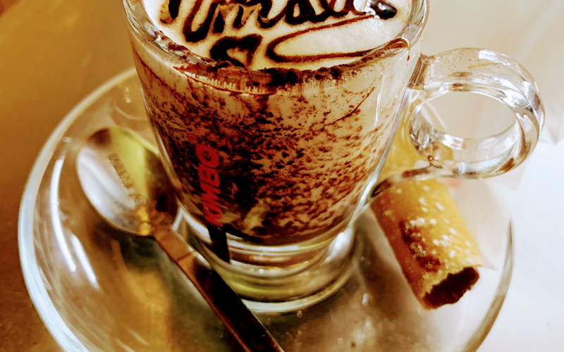 081 Cafè