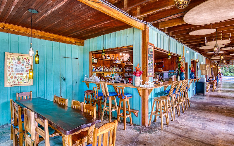 Azul Bar & Grill
