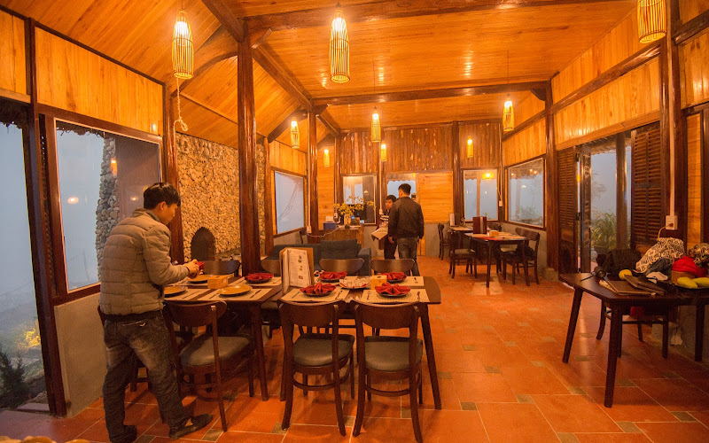 Eco Villas Restaurant & Café