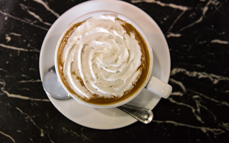 S & J Gran Cafe