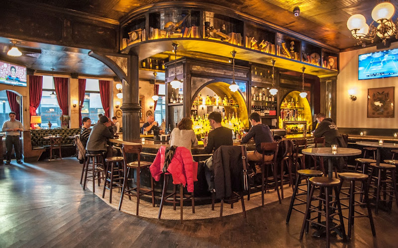 White Oak Tavern