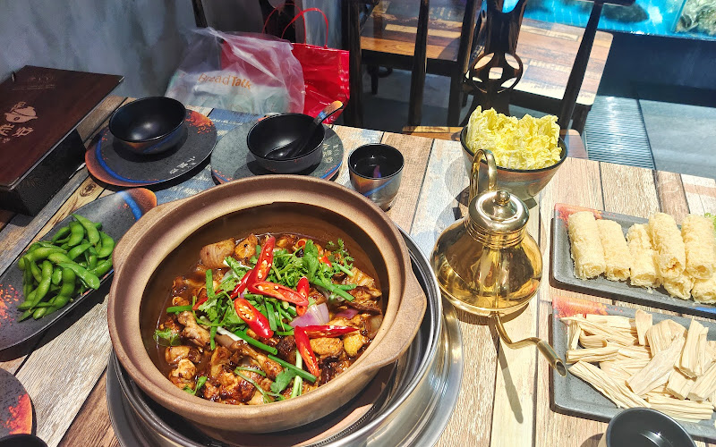 Little Charcoal Stove小炭炉滋补鸡煲(黑丫丫)