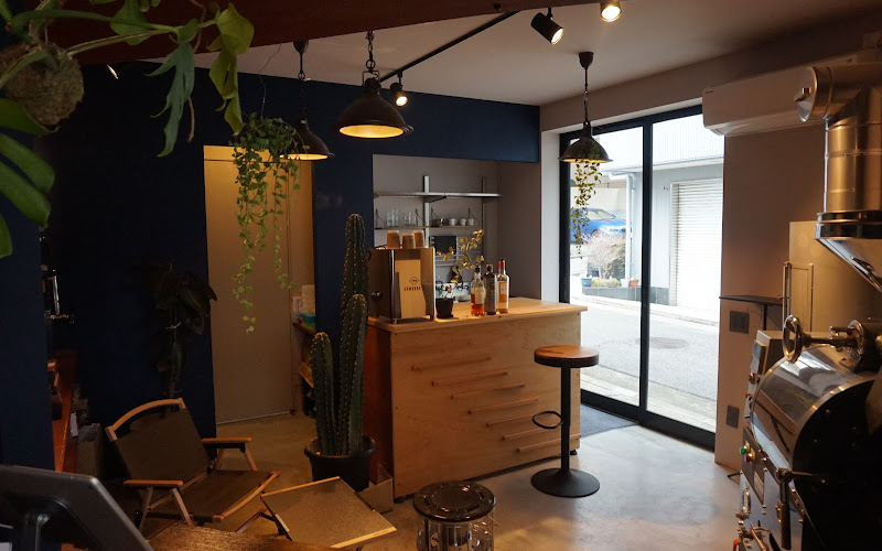 TODOKEL COFFEE ROASTERY (トドケル コーヒー ロースタリー)