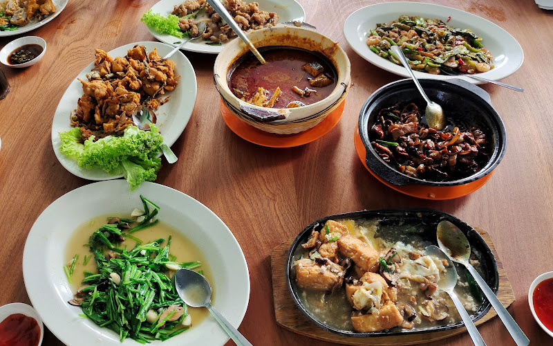 Wan Li Xiang Seafood Restaurant 万里香海鲜饭店