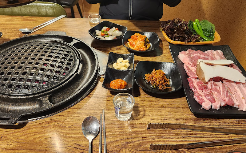 김여사네뒷고기