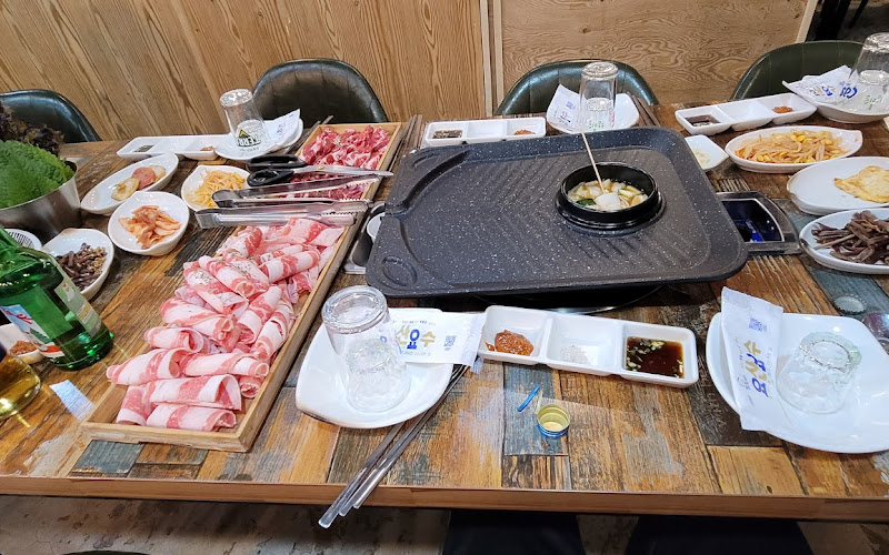 덮밥앤고기한판