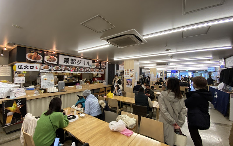 築地立ち飲み『角打ち 旅手箱』〜TSUKIJI SAKE BAR & LIQUR SHOP "TABITEBAKO"