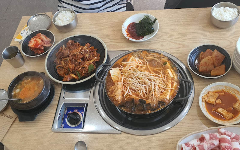 행운식당