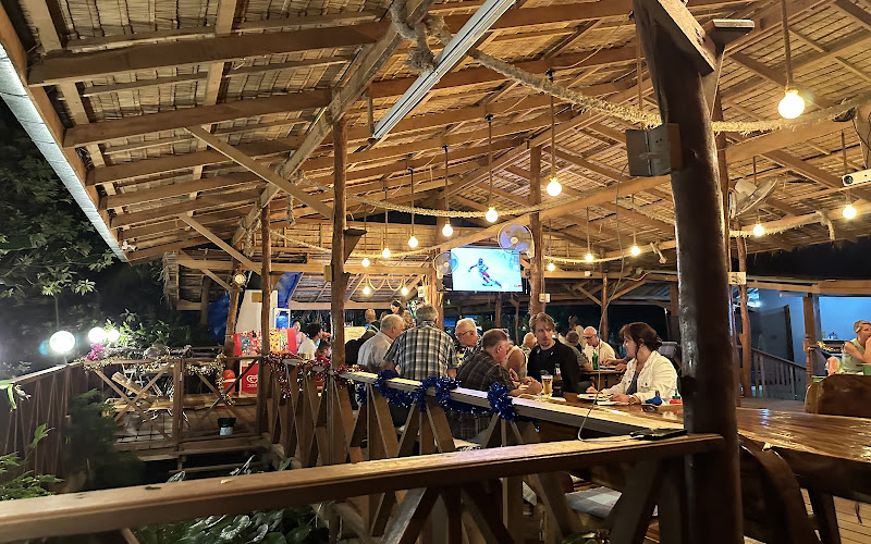 ร้านอาหาร​ Kat​ &​ Fa​Sai​ Restaurant