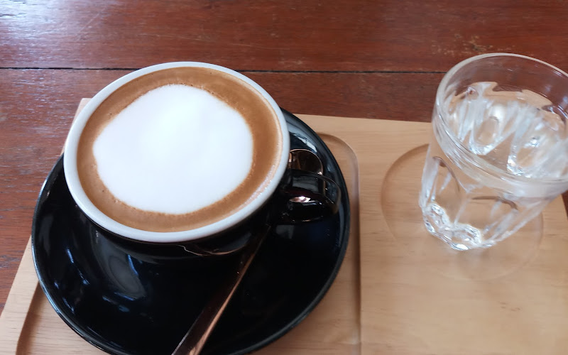 Analog House - Cafe N’ Craft
