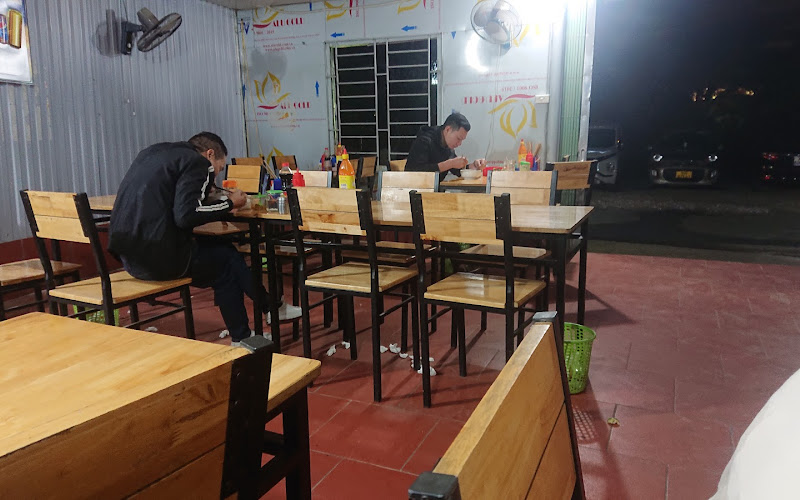 Quán phở Hà Phương