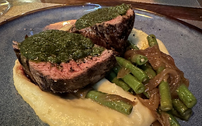 M.A. bistro