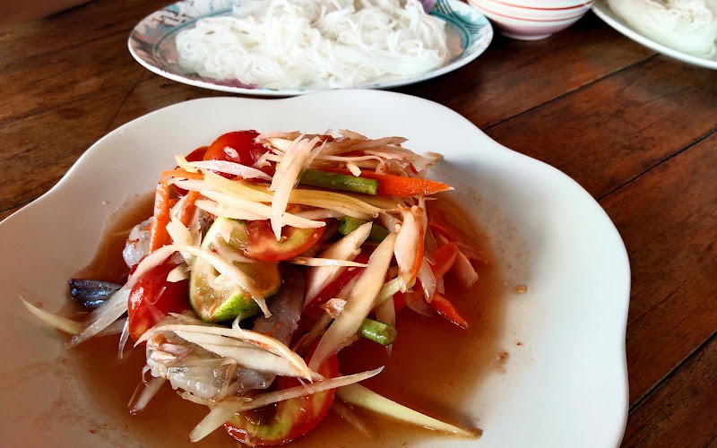 Tam Lao Pak Khwae Restaurant