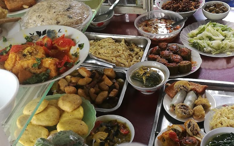 Cơm chay thực dưỡng chùa Duệ Tú - Due Tu Pagoda 's Macrobiotic-Vegan restaurant