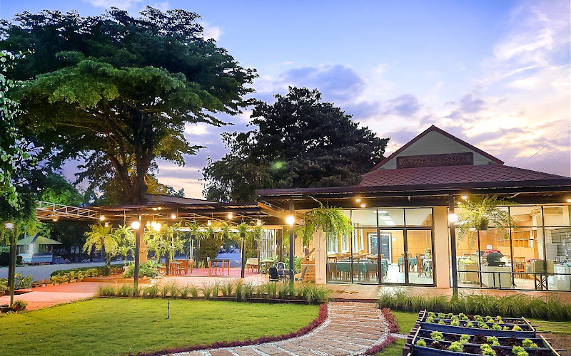 ร้านอาหารซีแอนด์ซี (ราชบุรี) C&C Restaurant Ratchaburi