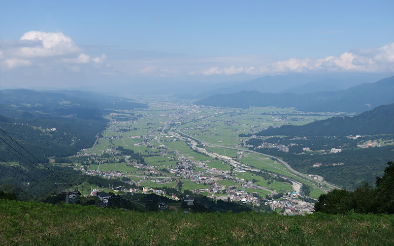Ishiuchi Maruyama Summit Bell of Friendship