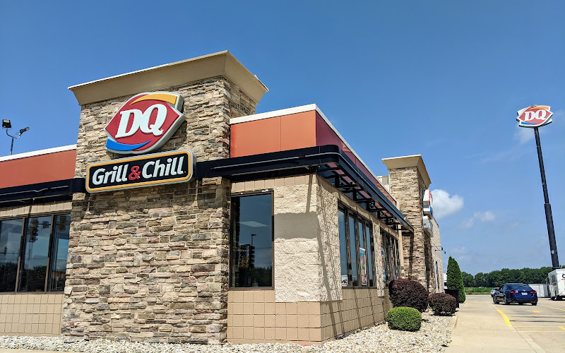 Dairy Queen Grill & Chill-Best Restaurant in Tuscola, Best in ice cream, chicken, and burgers in Tuscola