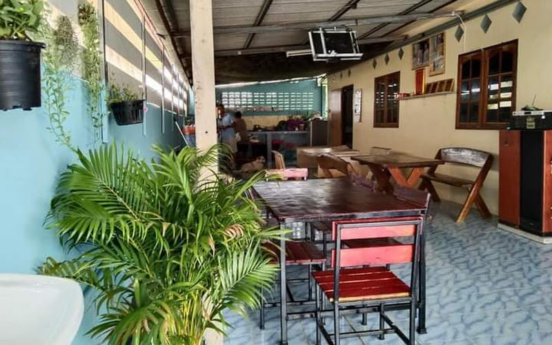 เจ๊แก้วอีสานรสแซ่บ