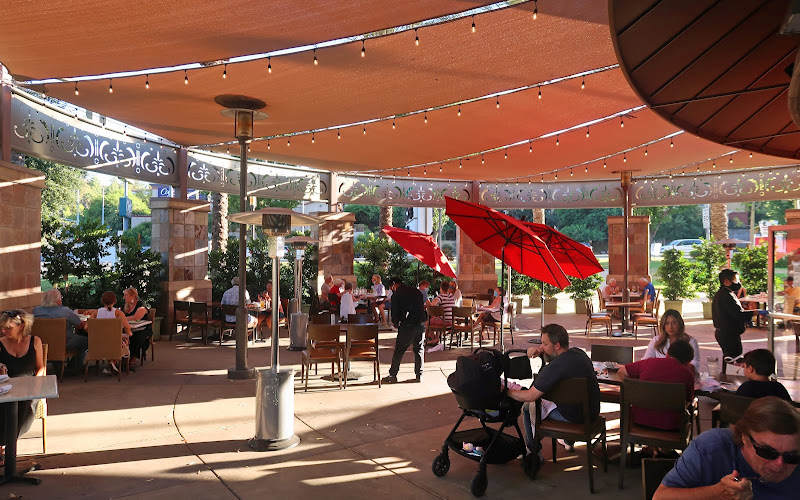 Spumoni Italian Cafe & Pizzeria