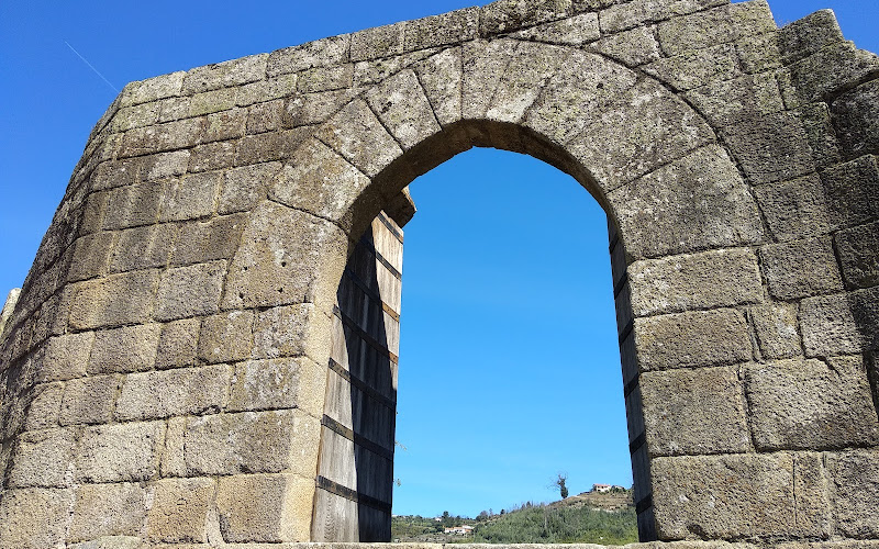 Castle of Avô