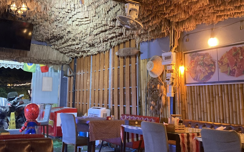 JeePhueng Phochana and steak House Rawai