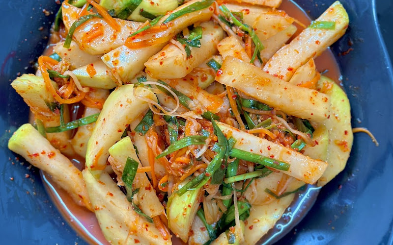 TIỆM CÁ VIÊN CHIÊN & KIMCHI NHÀ LÀM 1995