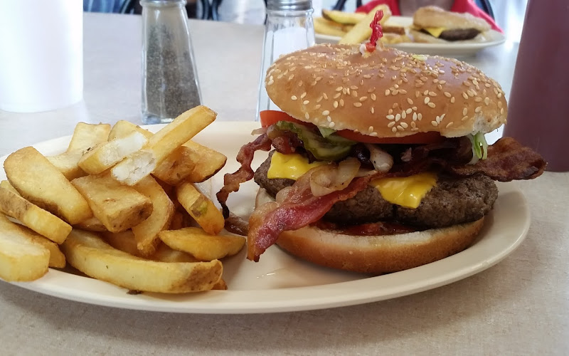 T-Rays Burger Station
