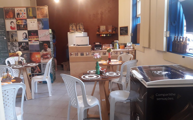 Nossa Esquina Café e Bistrô