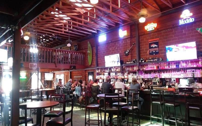 Susie's Bar