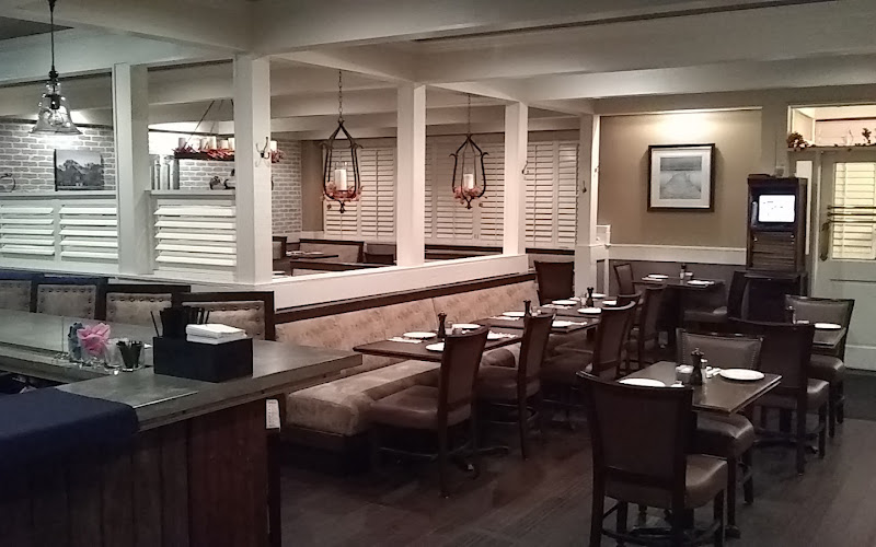 Ramparts Tavern & Grill