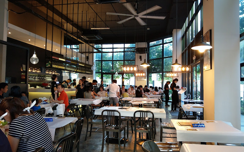 The BOILER @ Buona Vista | Best Seafood Boil | Crabs & Lobsters |