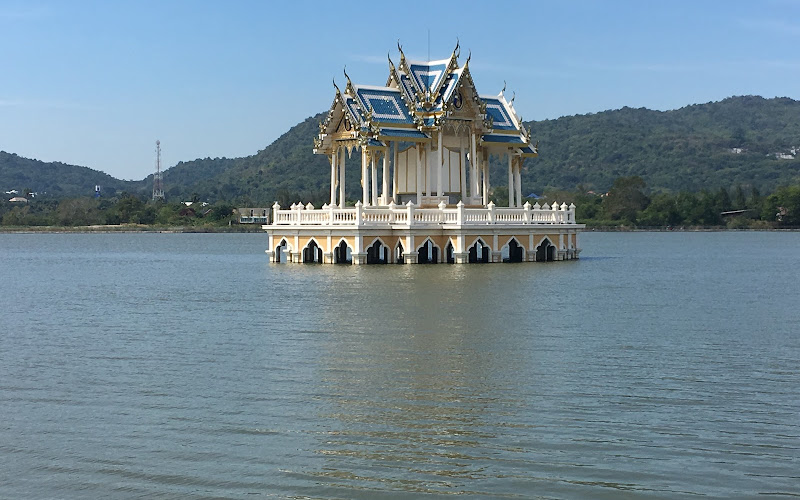 ワット タム カオ タオ